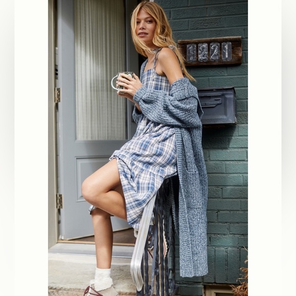 Anthropologie Dresses & Skirts - Anthropologie Maronie Plaid Midi Dress S